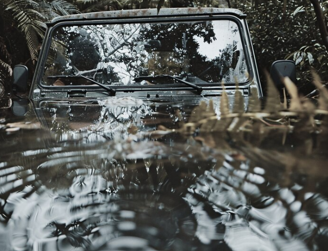 Mobil Kalian Terendam Banjir? Jangan Khawatir Lakukan Ini Aja Sob