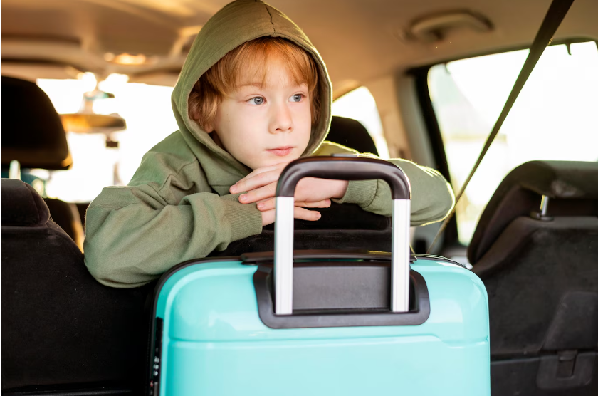 Jangan Lakuakan! Bahaya Meninggalkan Anak Kecil Sendirian di Dalam Mobil