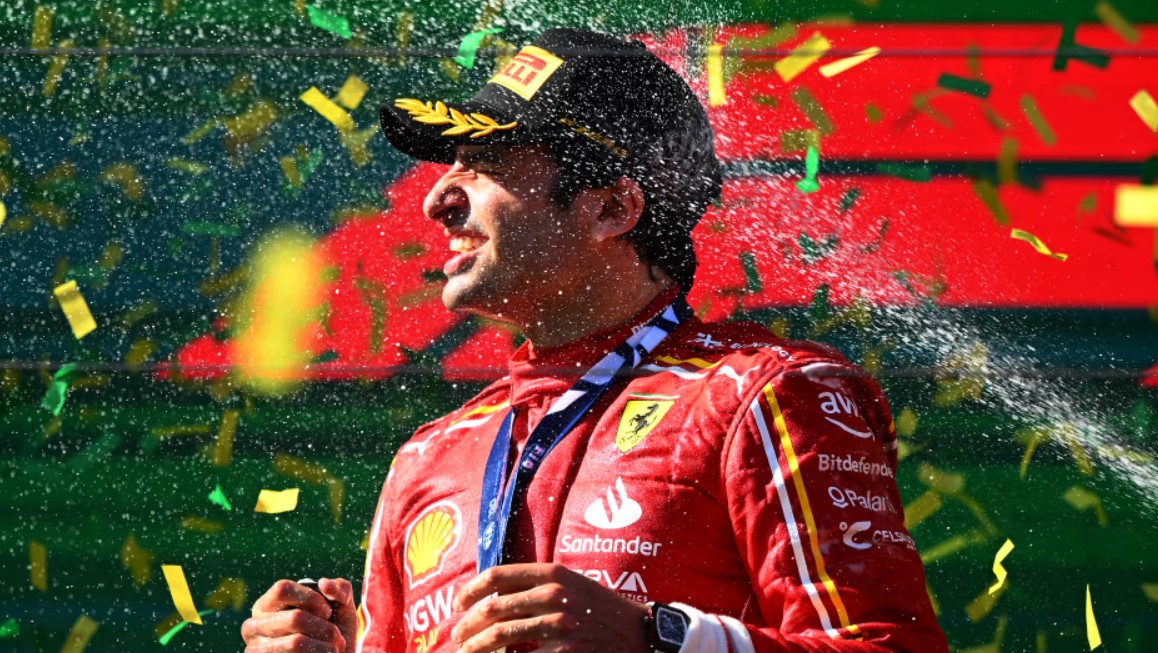 Carlos Sainz Raih Kemenangan di F1 GP Australia 2024, Max Verstappen dan Lewis Hamilton Absen di Finish Line