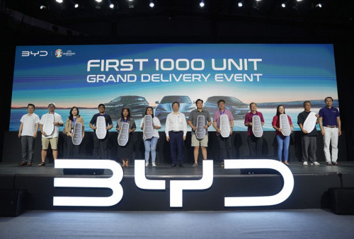 PT BYD Motor Indonesia Mengadakan Handover Ceremony 